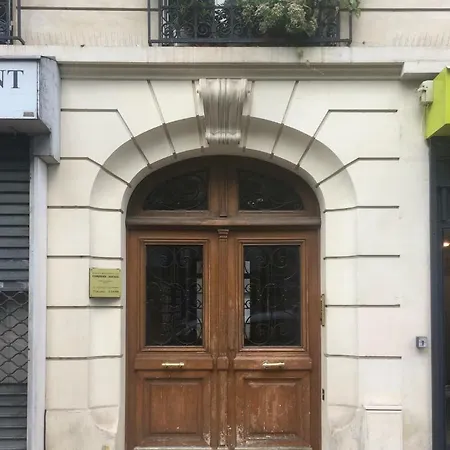 Apartman Artistic & Authentic Parisian Flat Párizs